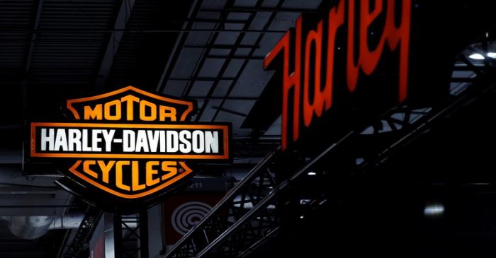 Harley-Davidson Cuts 2019 Shipments Forecast After Sales