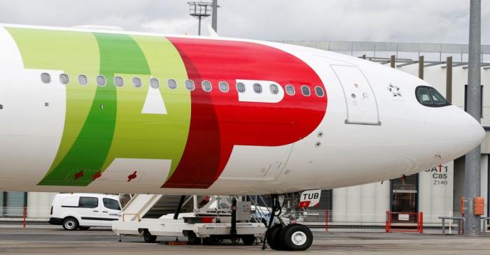 FILE PHOTO: An Airbus of TAP Air Portugal Airlines is pictured in Colomiers near Toulouse